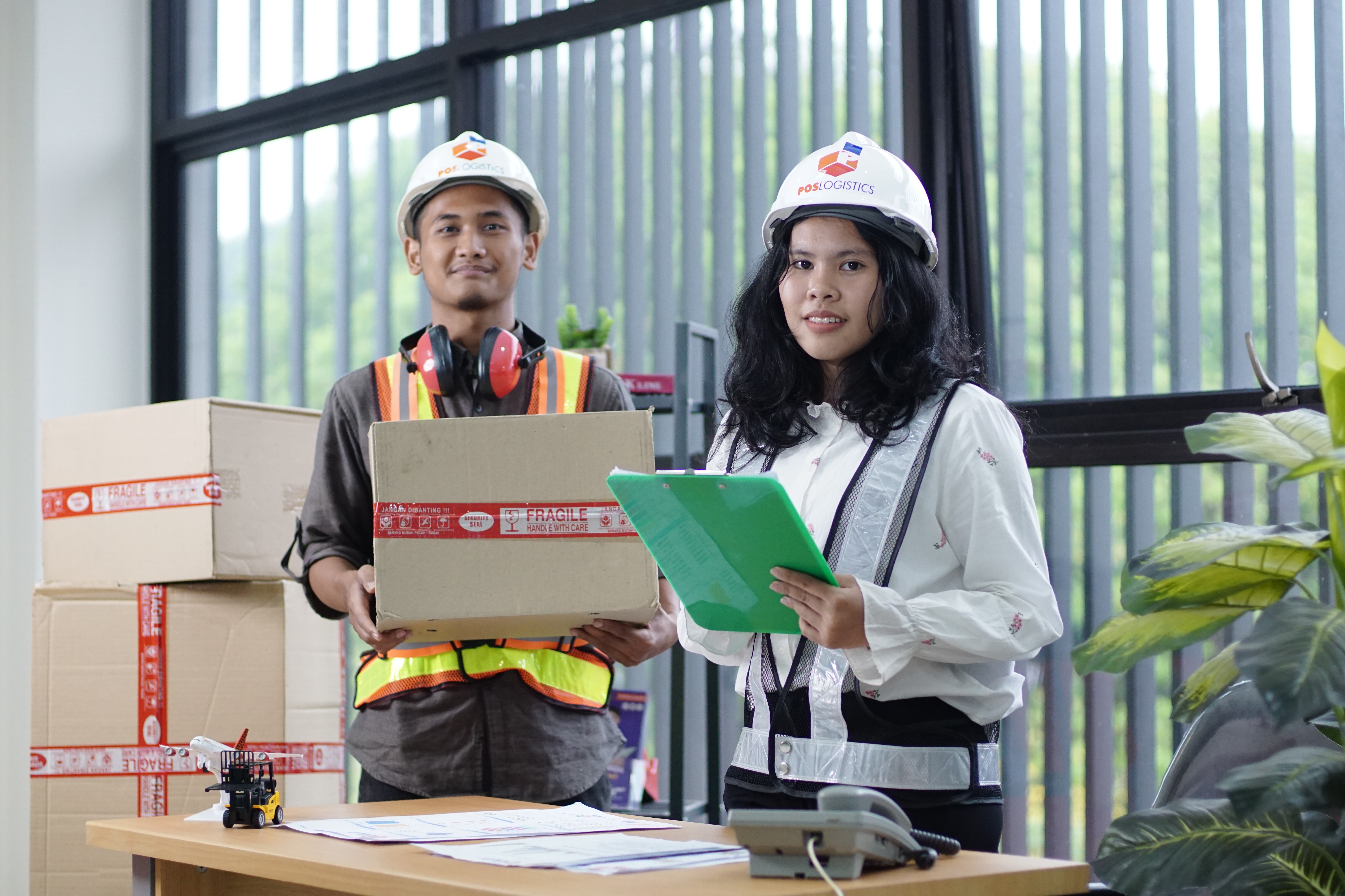 Ilustrasi Manajemen Logistik